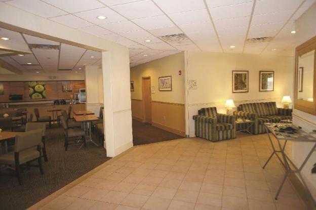 la quinta inn and suites by wyndham nashville airport opryland