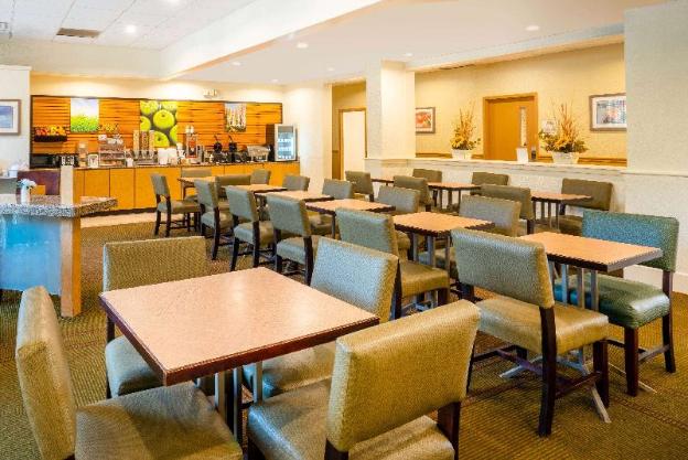 la quinta inn and suites by wyndham nashville airport opryland