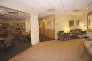 la quinta inn and suites by wyndham nashville airport opryland