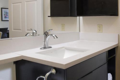 candlewood suites odessa by ihg