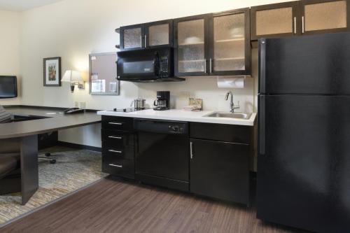 candlewood suites odessa by ihg