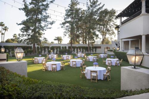 the scottsdale resort and spa curio collection by hilton