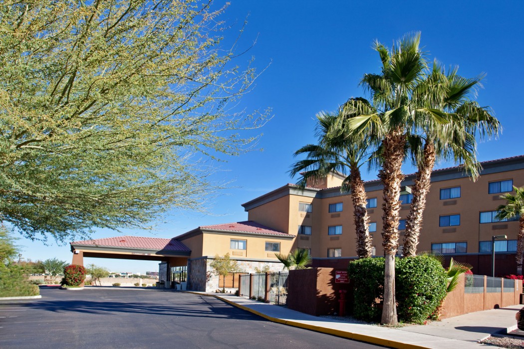 fairfield by marriott inn and suites phoenix west chandler