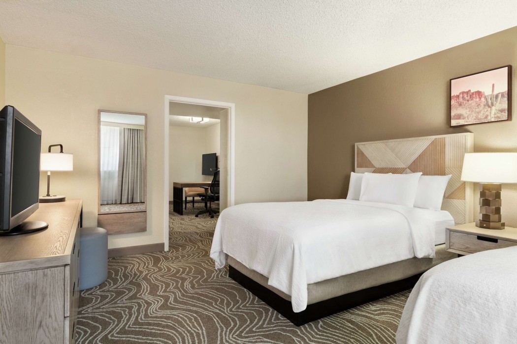 embassy suites by hilton phoenix tempe