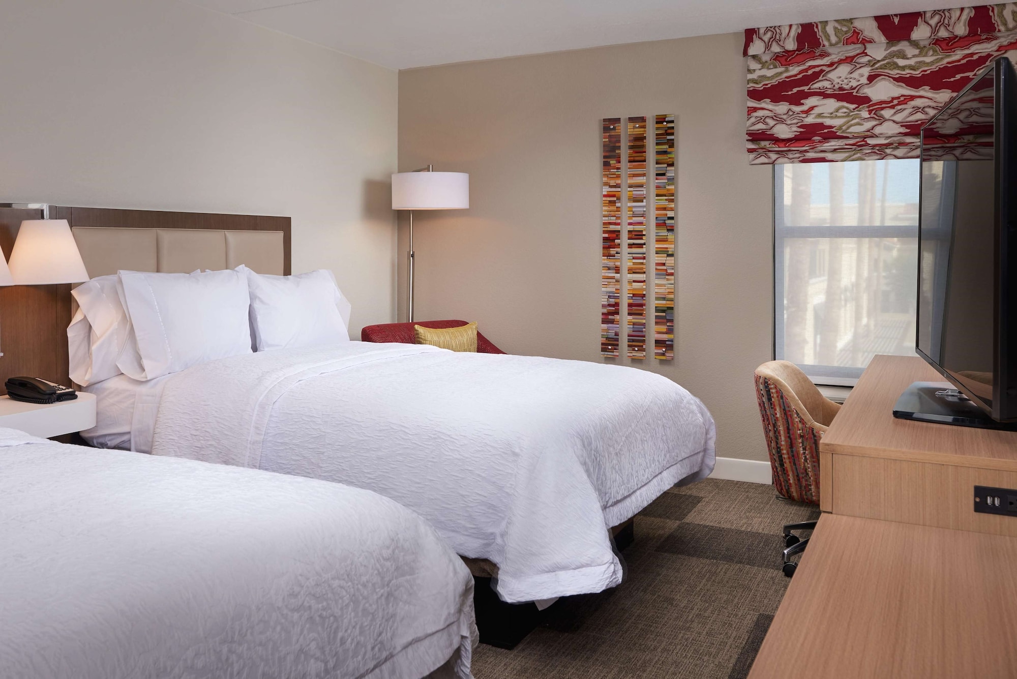 hampton inn and suites phoenix scottsdale on shea boulevard