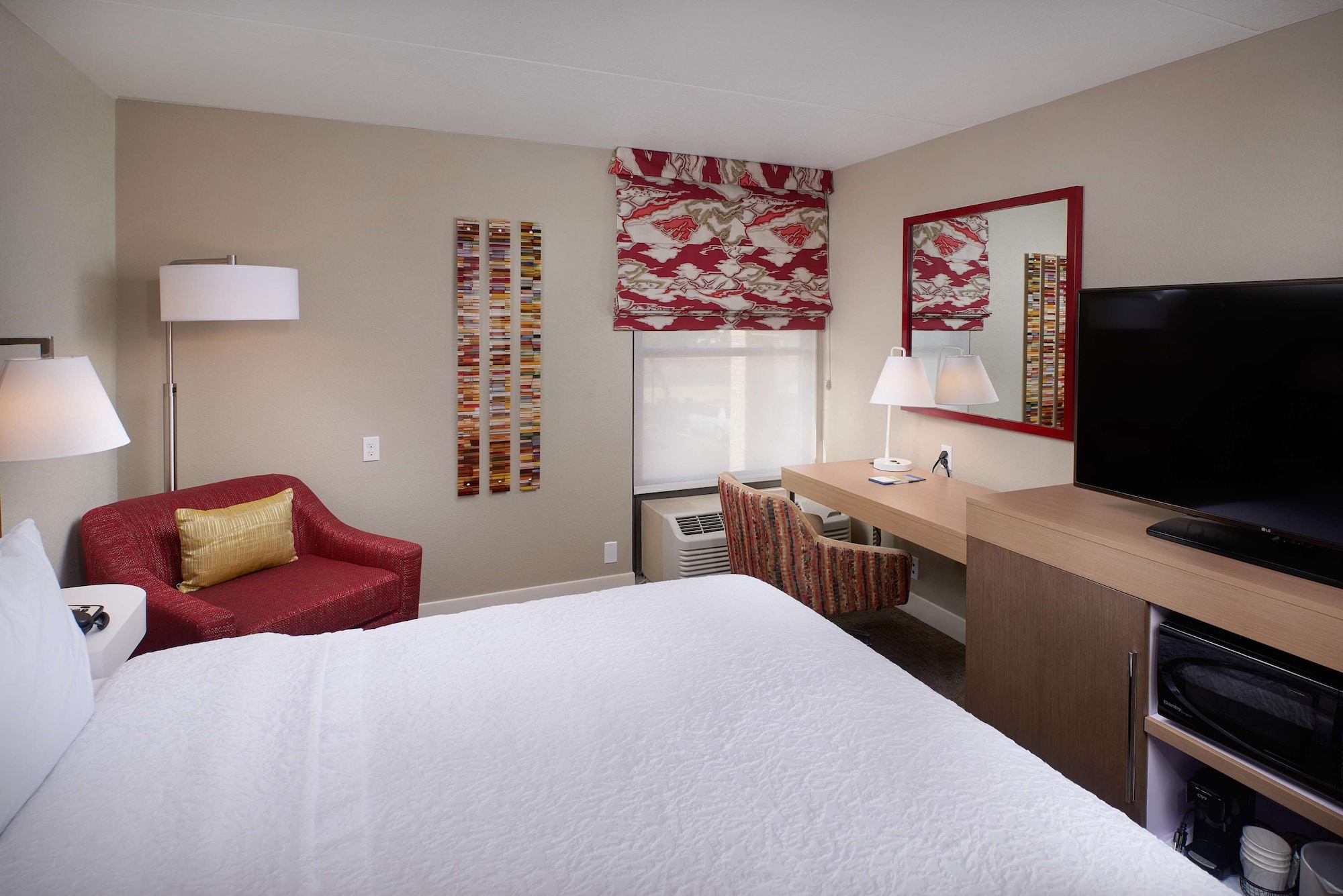 hampton inn and suites phoenix scottsdale on shea boulevard