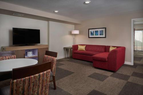 hampton inn and suites phoenix scottsdale on shea boulevard