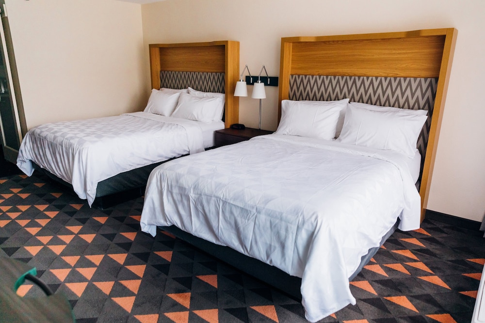 holiday inn phoenix mesa chandler by ihg
