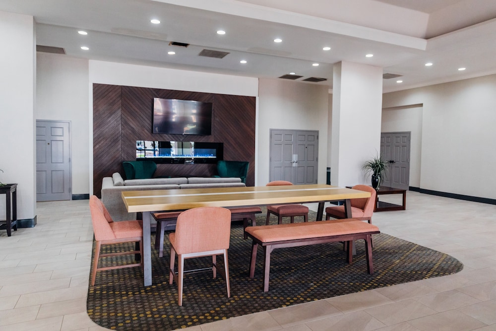 holiday inn phoenix mesa chandler by ihg