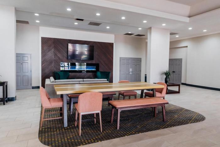 holiday inn phoenix mesa chandler by ihg