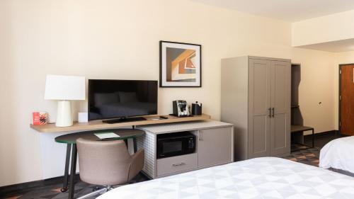 holiday inn phoenix mesa chandler by ihg
