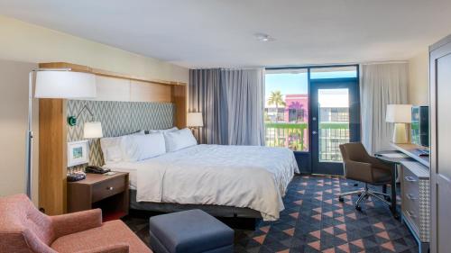holiday inn phoenix mesa chandler by ihg