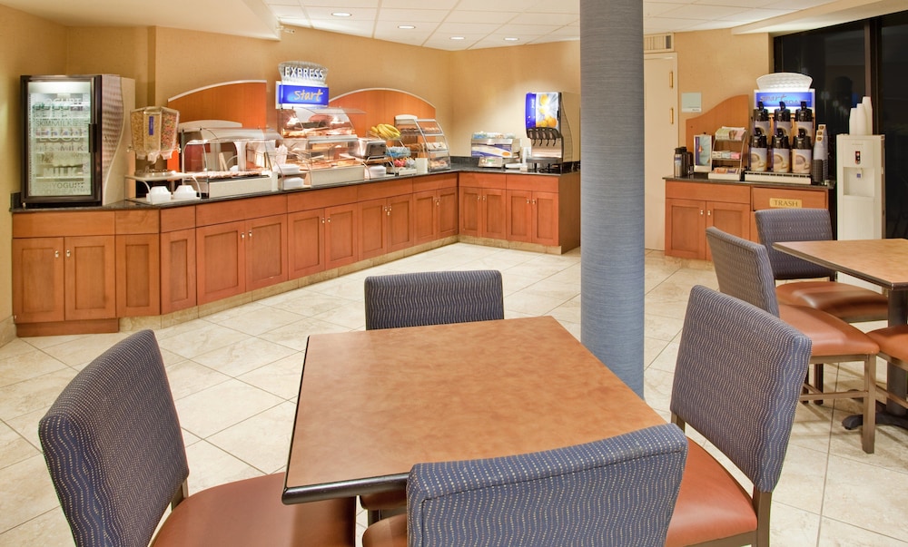 holiday inn express scottsdale north by ihg