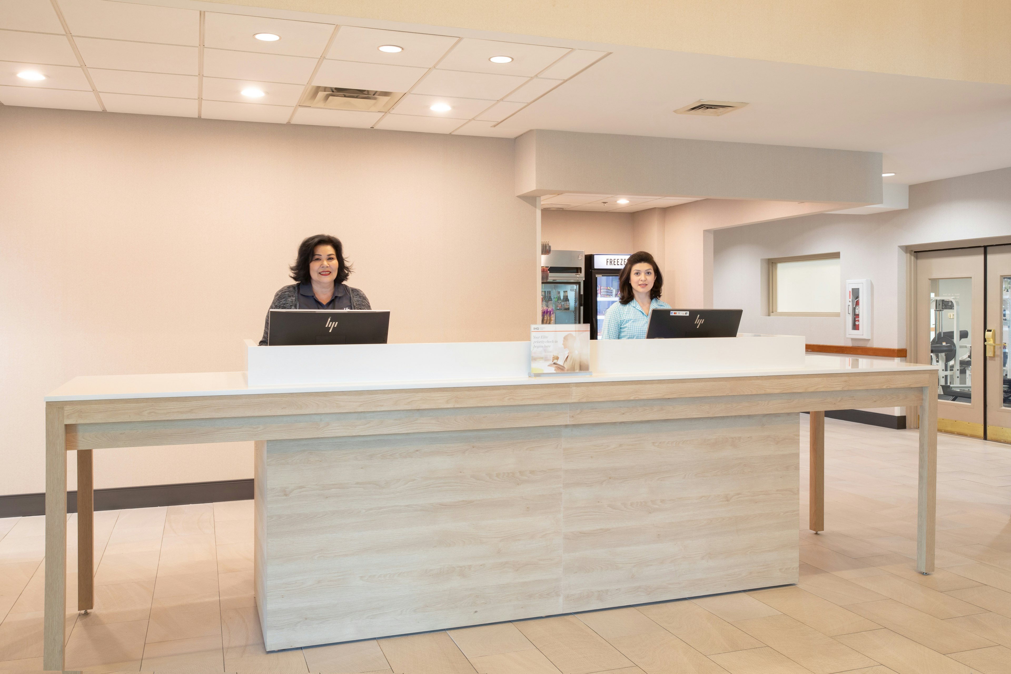 holiday inn and suites goodyear west phoenix area
