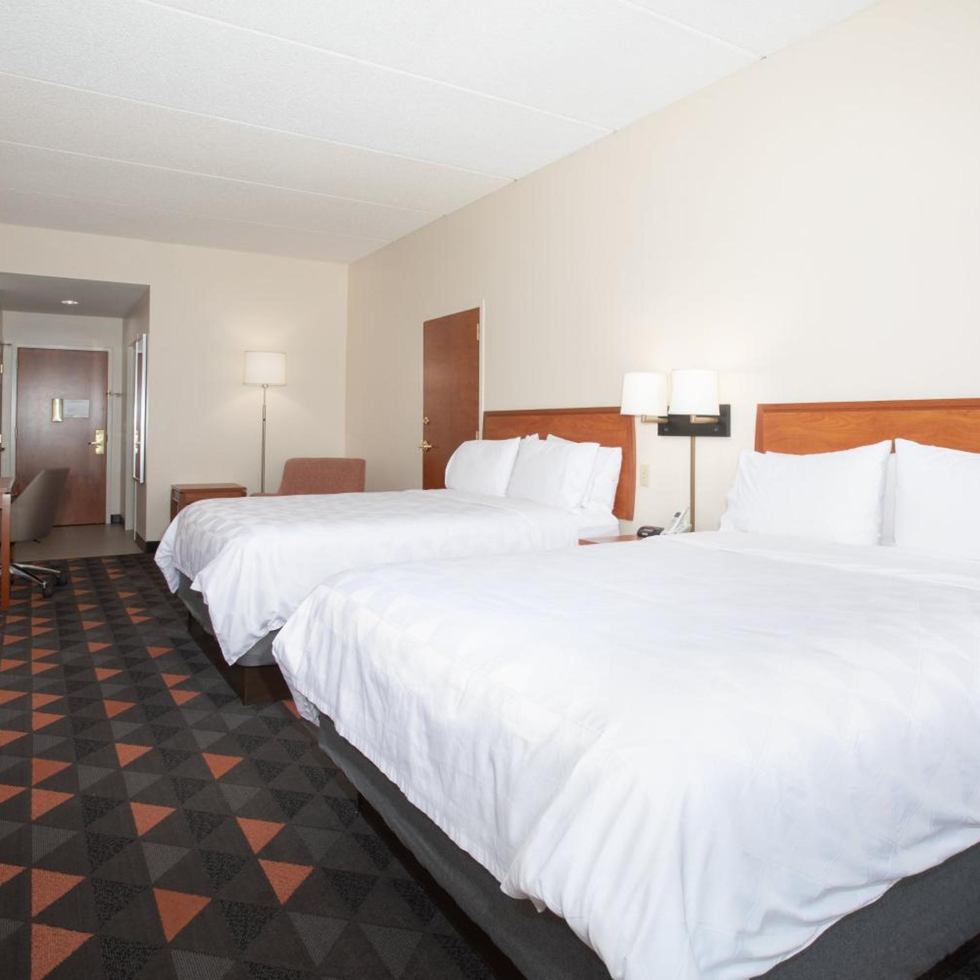 holiday inn and suites goodyear west phoenix area