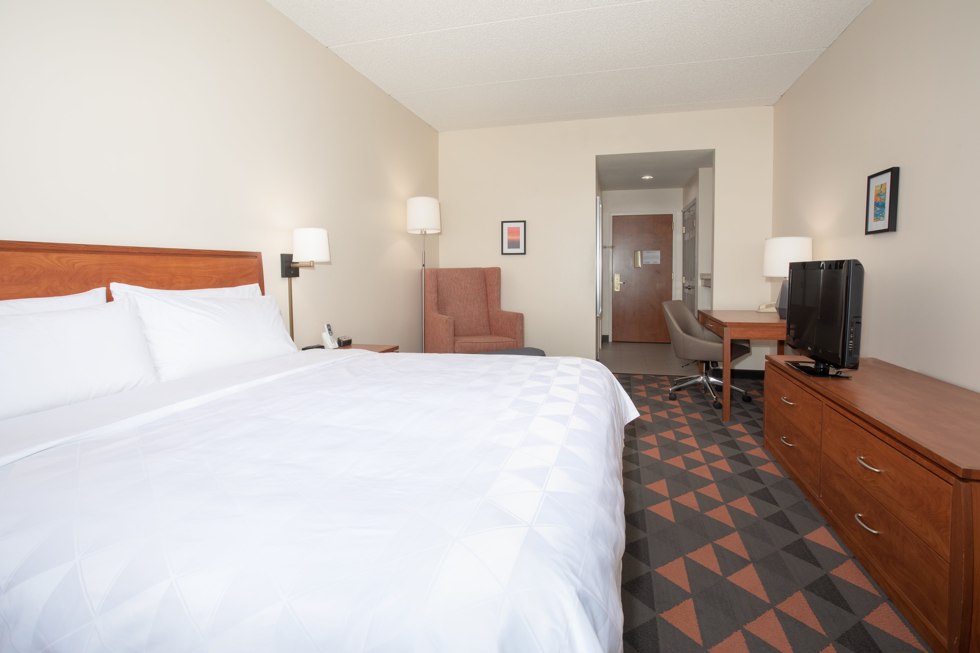 holiday inn and suites goodyear west phoenix area