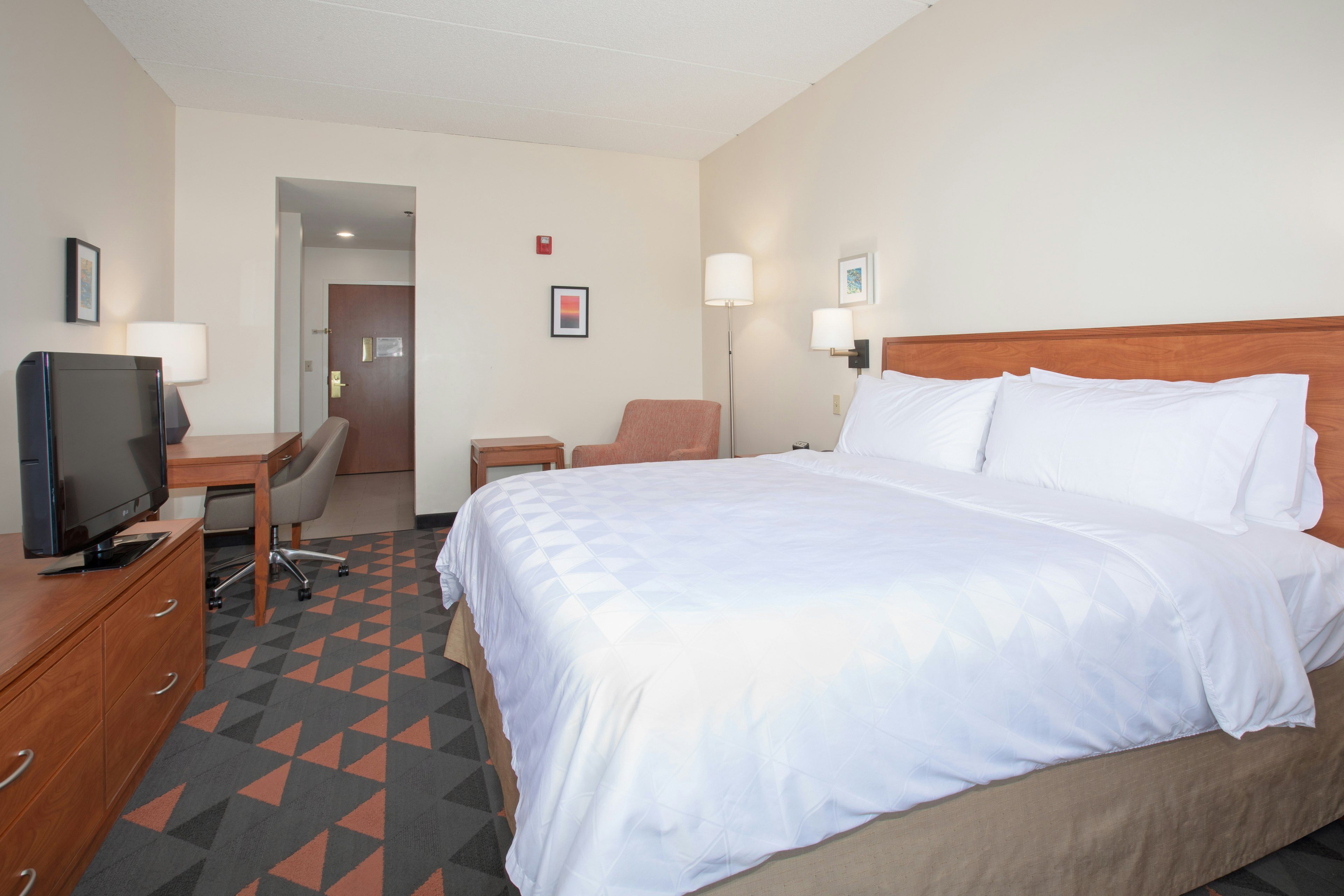 holiday inn and suites goodyear west phoenix area
