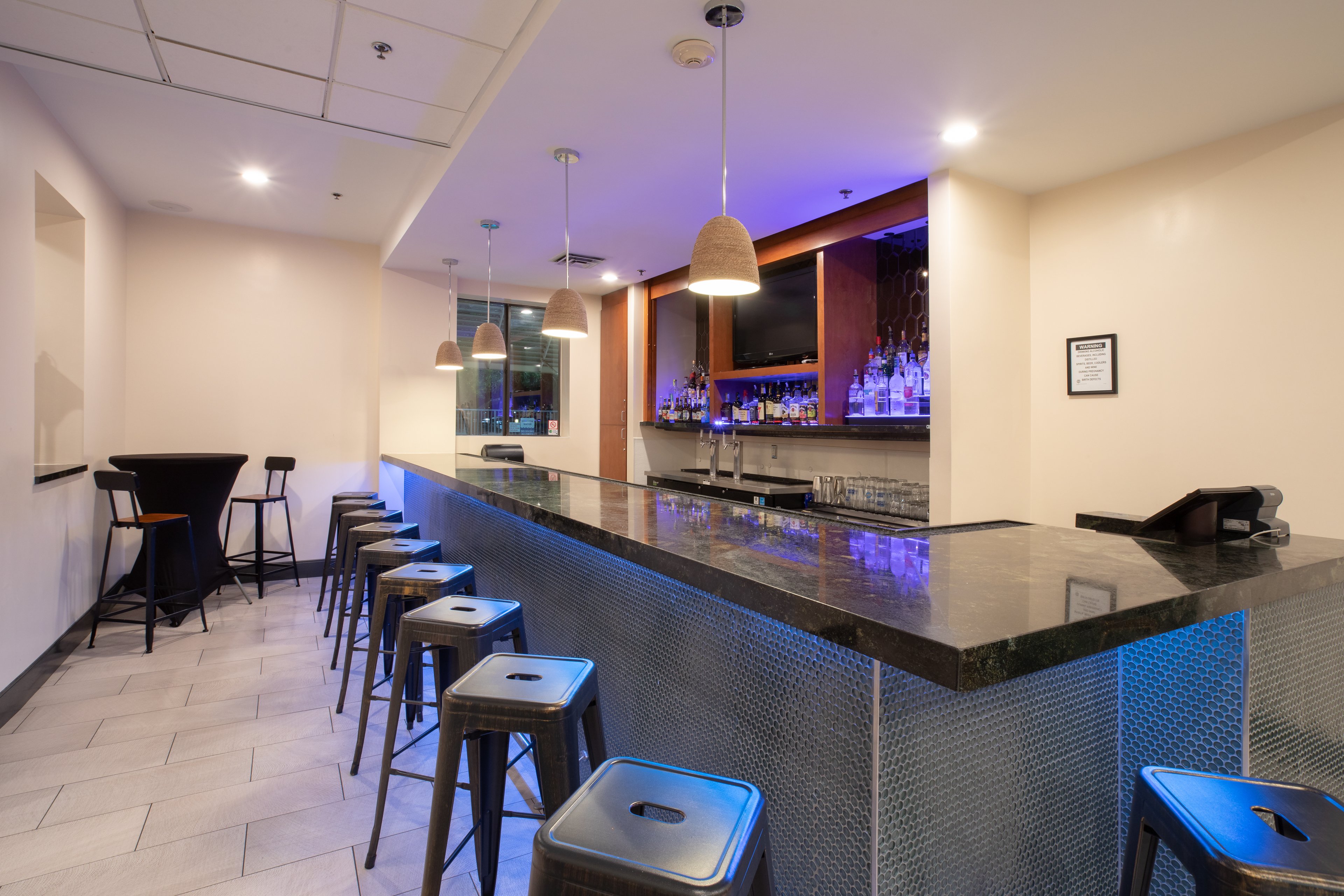 holiday inn and suites goodyear west phoenix area