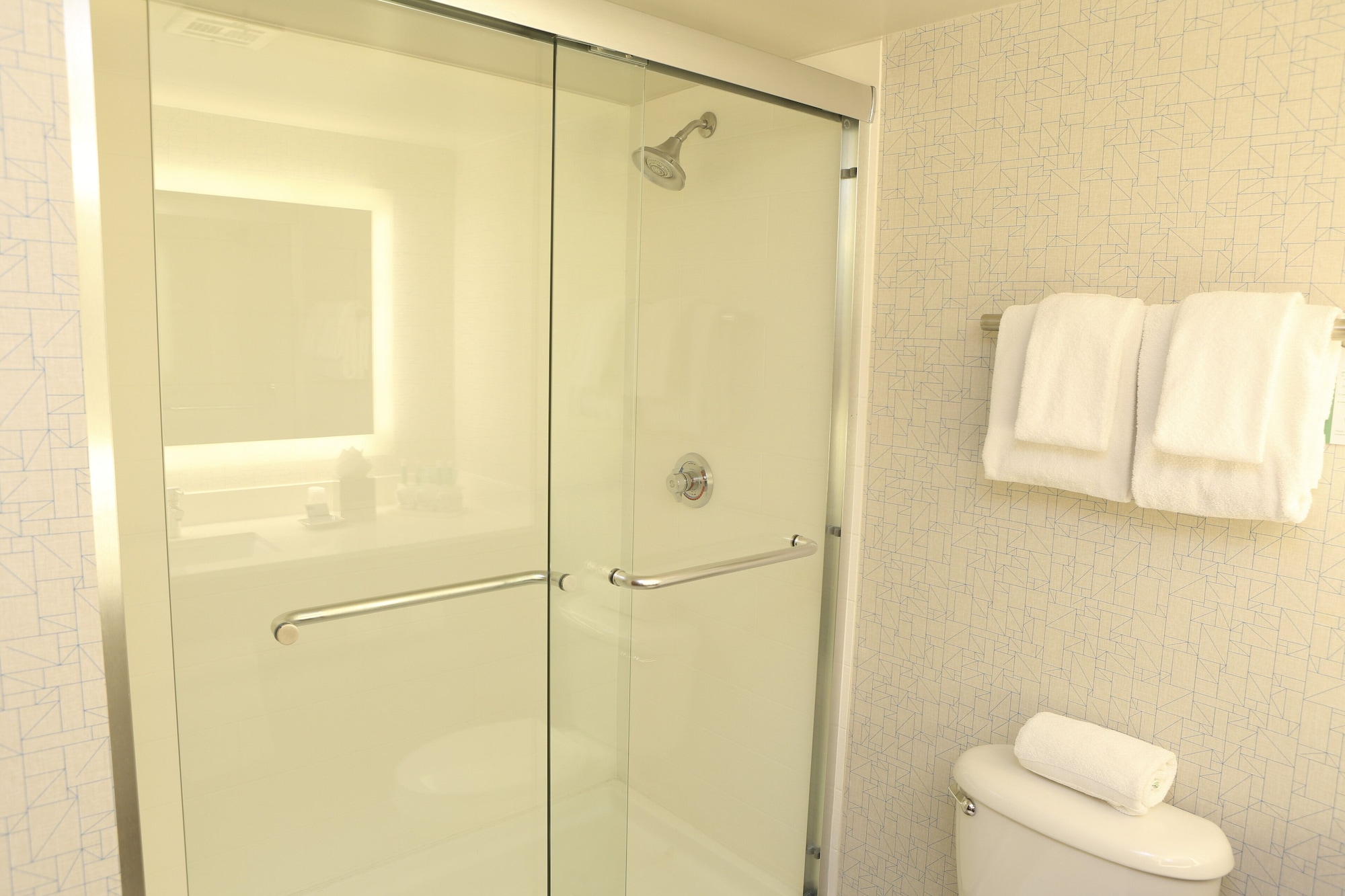 holiday inn express hotel and suites phoenix airport by ihg