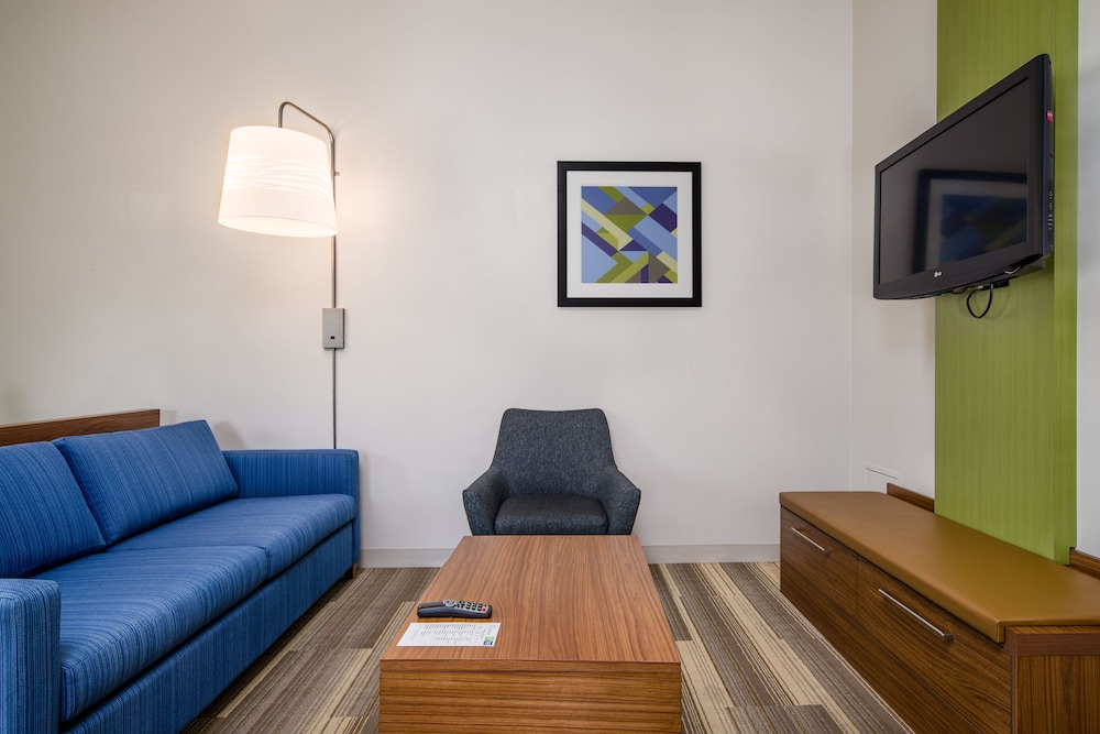 holiday inn express hotel and suites phoenix airport by ihg