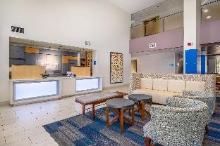 holiday inn express hotel and suites phoenix airport by ihg
