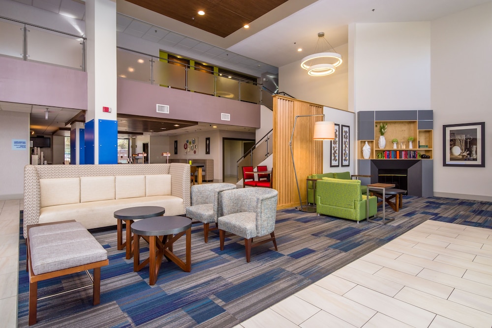 holiday inn express hotel and suites phoenix airport by ihg