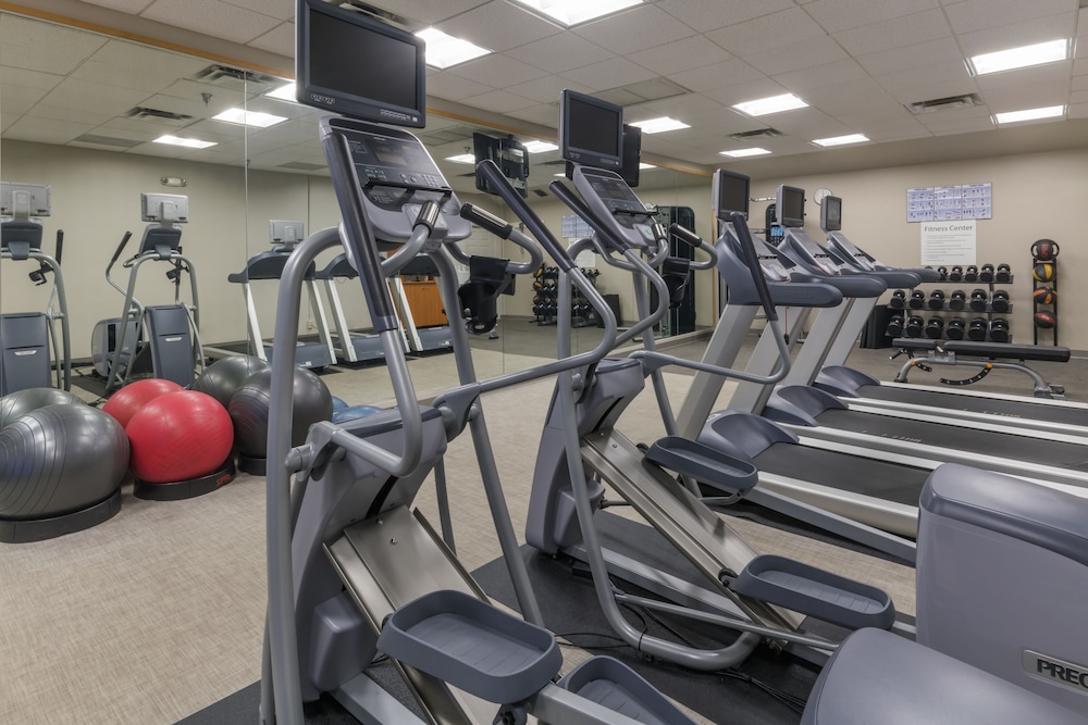 holiday inn and suites phoenix airport north by ihg