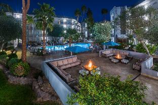 holiday inn and suites phoenix airport north by ihg