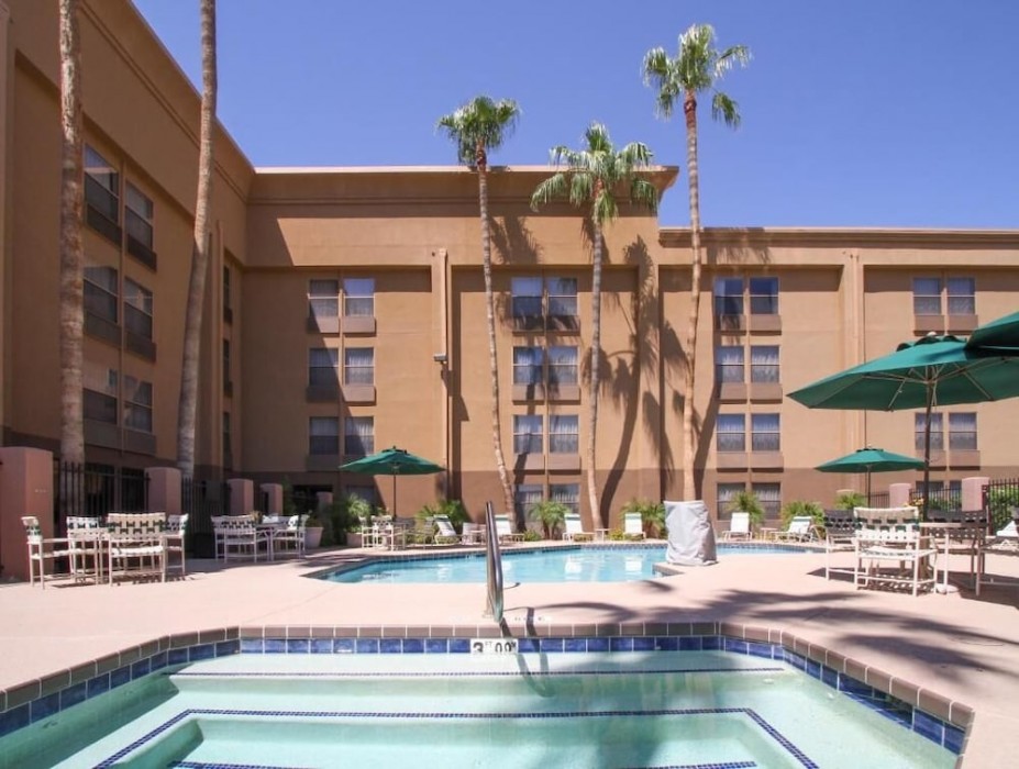 greentree inn and suites phoenix sky harbor