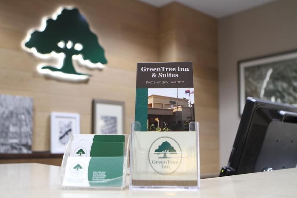 greentree inn and suites phoenix sky harbor