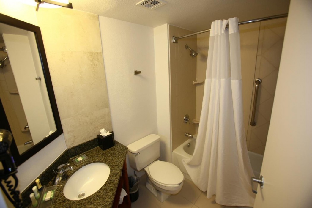 greentree inn and suites phoenix sky harbor