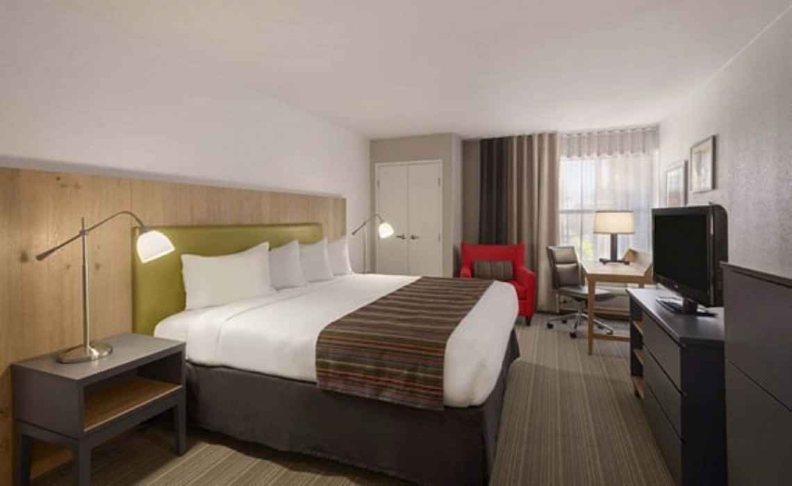 greentree inn and suites phoenix sky harbor