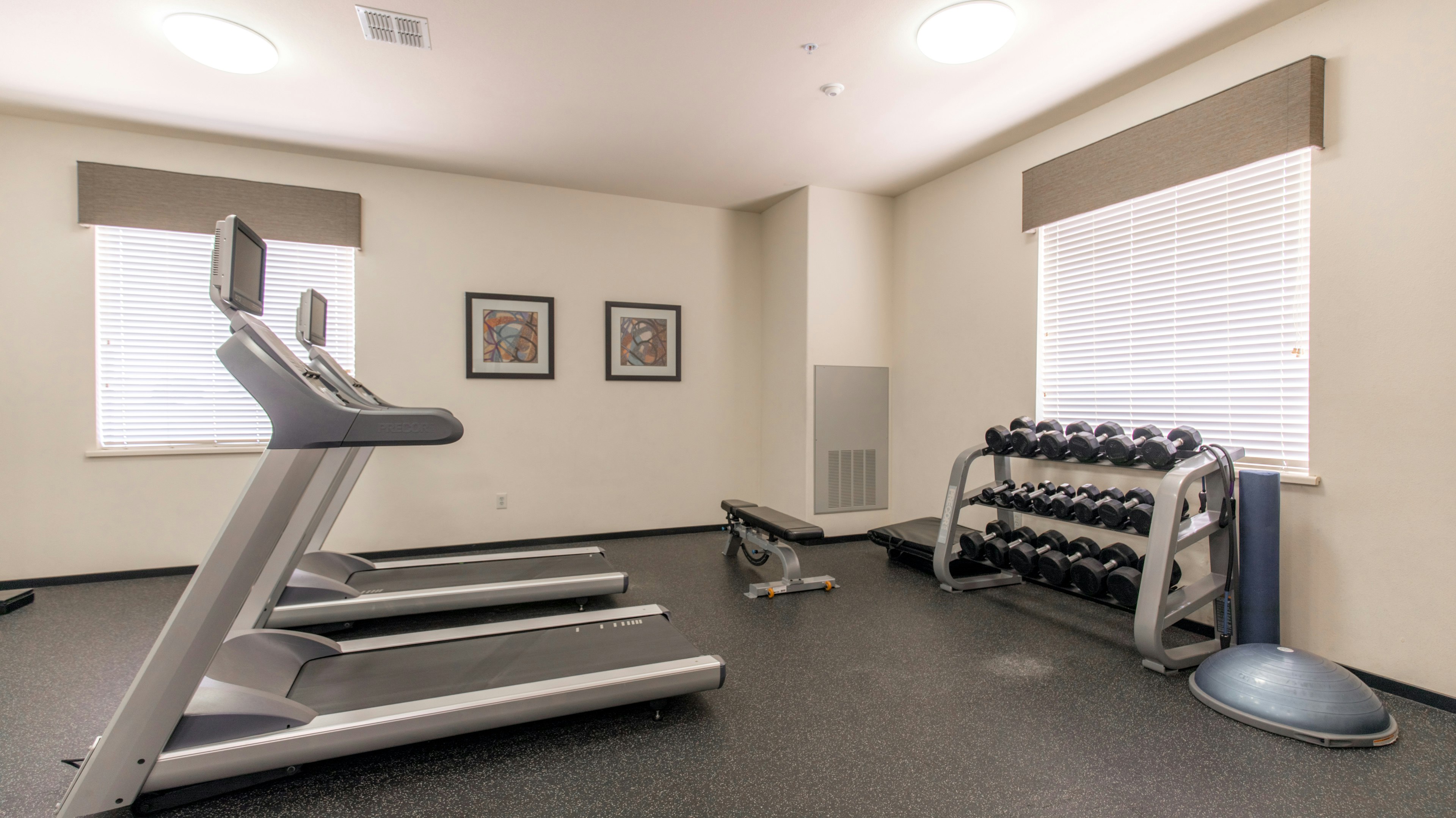 holiday inn express and suites oklahoma city nw quail springs