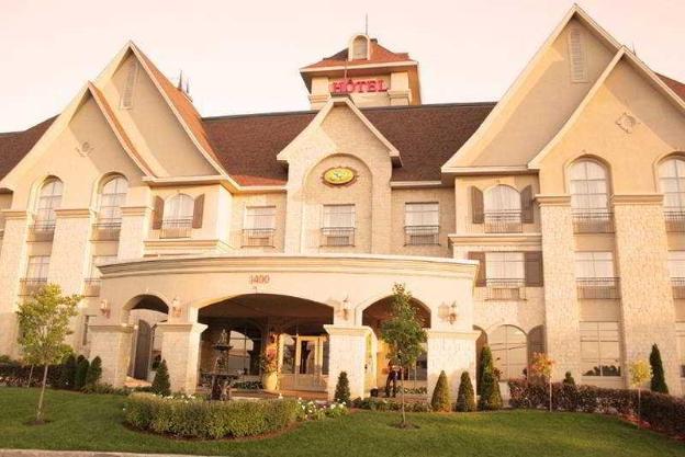 le st martin hotel and suites laval