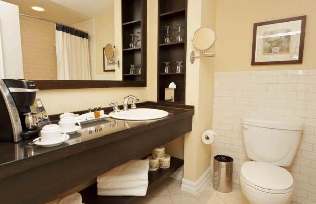 le st martin hotel and suites laval