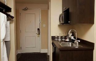 le st martin hotel and suites laval