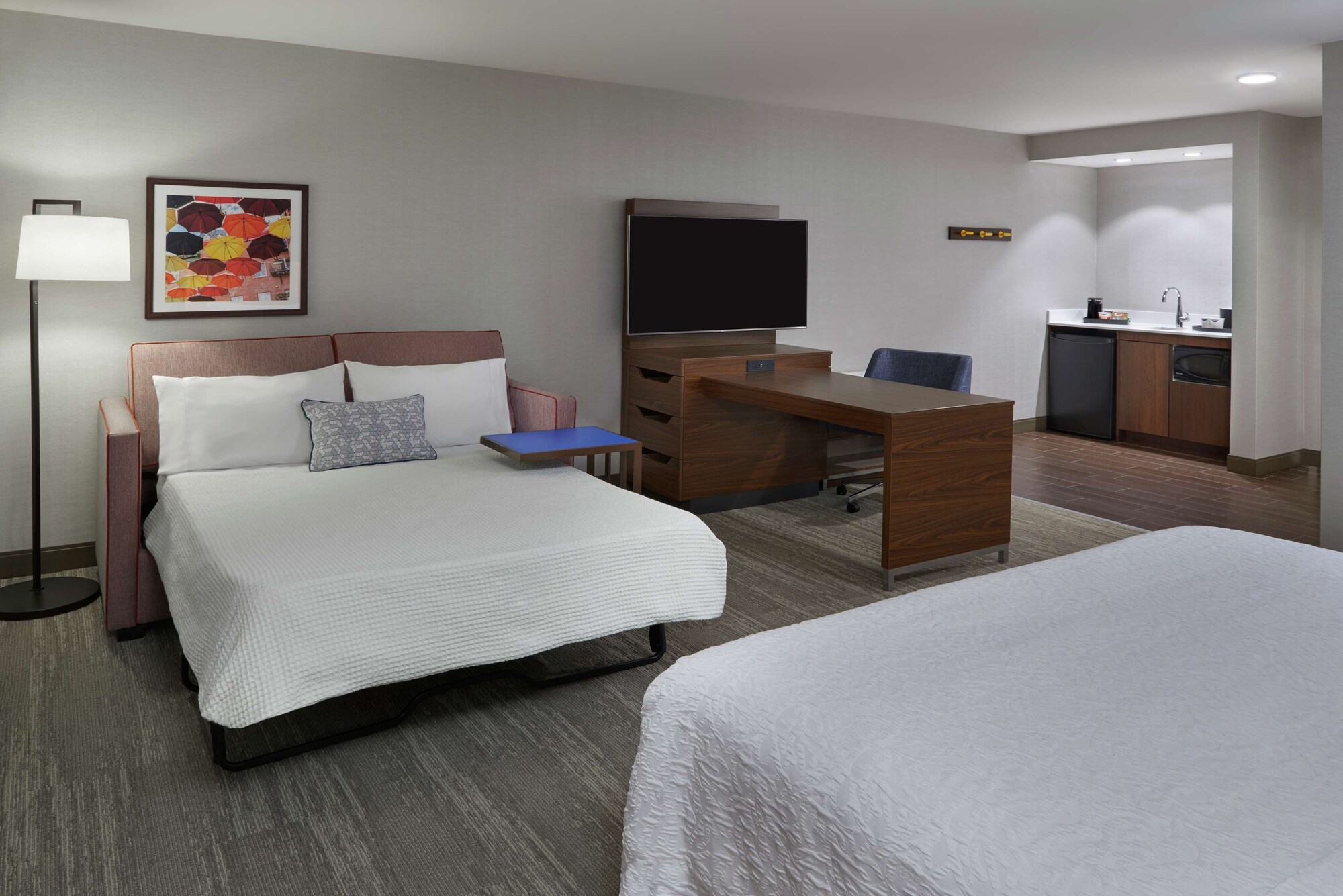 hampton inn and suites by hilton montreal dorval