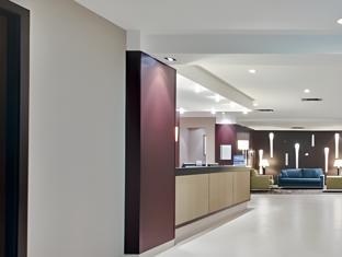 holiday inn laval montreal