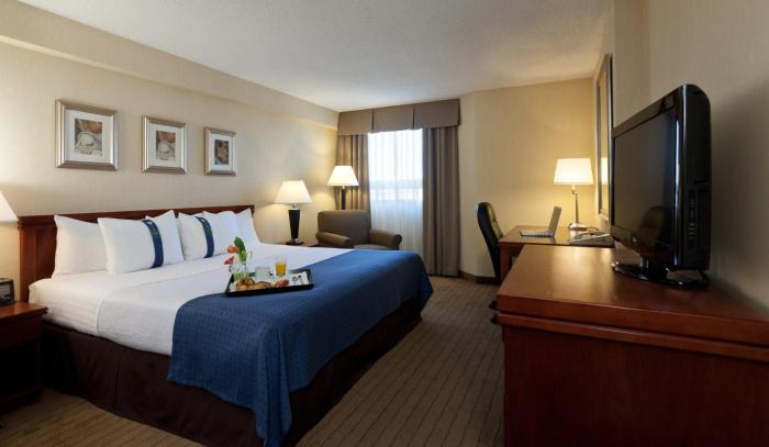 holiday inn laval montreal
