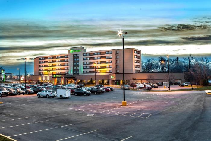 holiday inn laval montreal