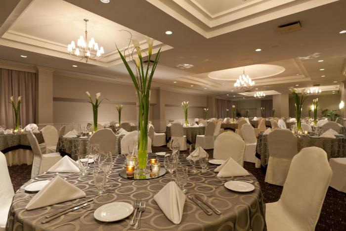 holiday inn laval montreal