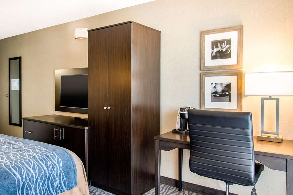 comfort inn montreal aeroport