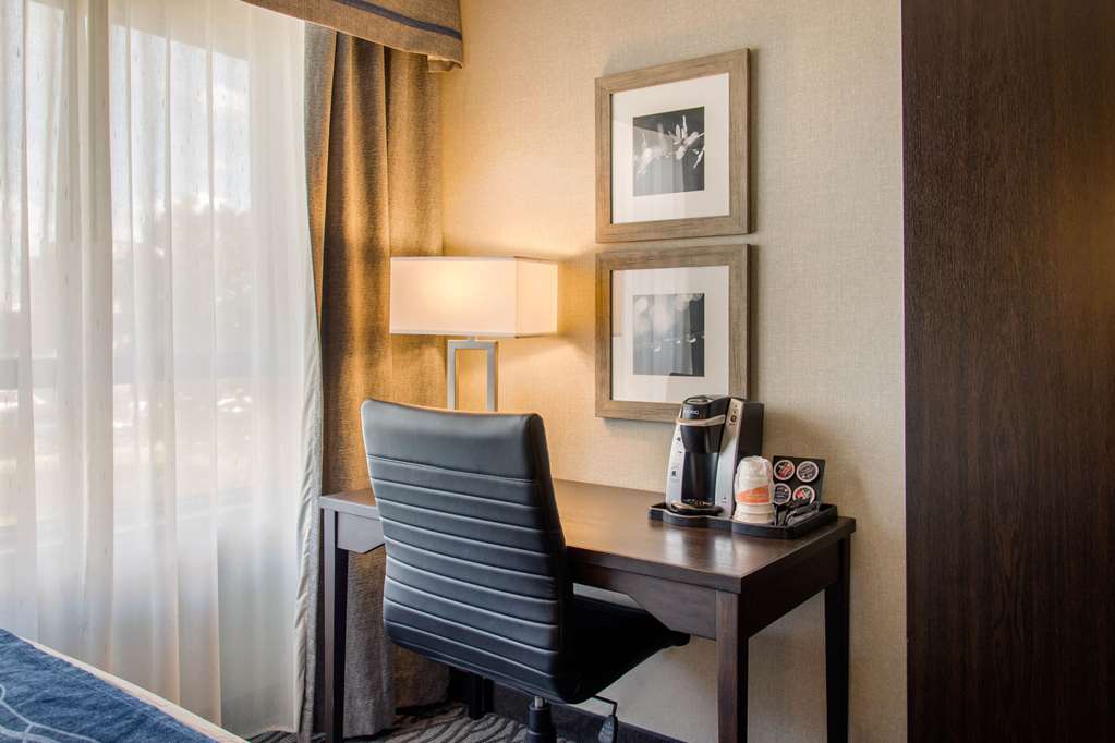 comfort inn montreal aeroport