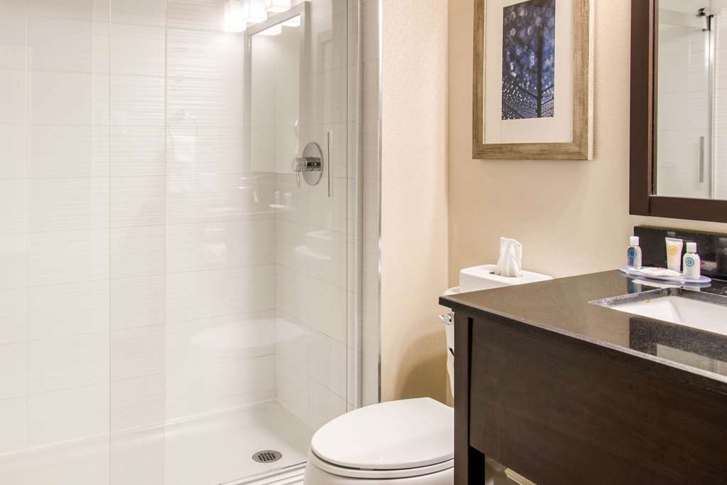 comfort inn montreal aeroport