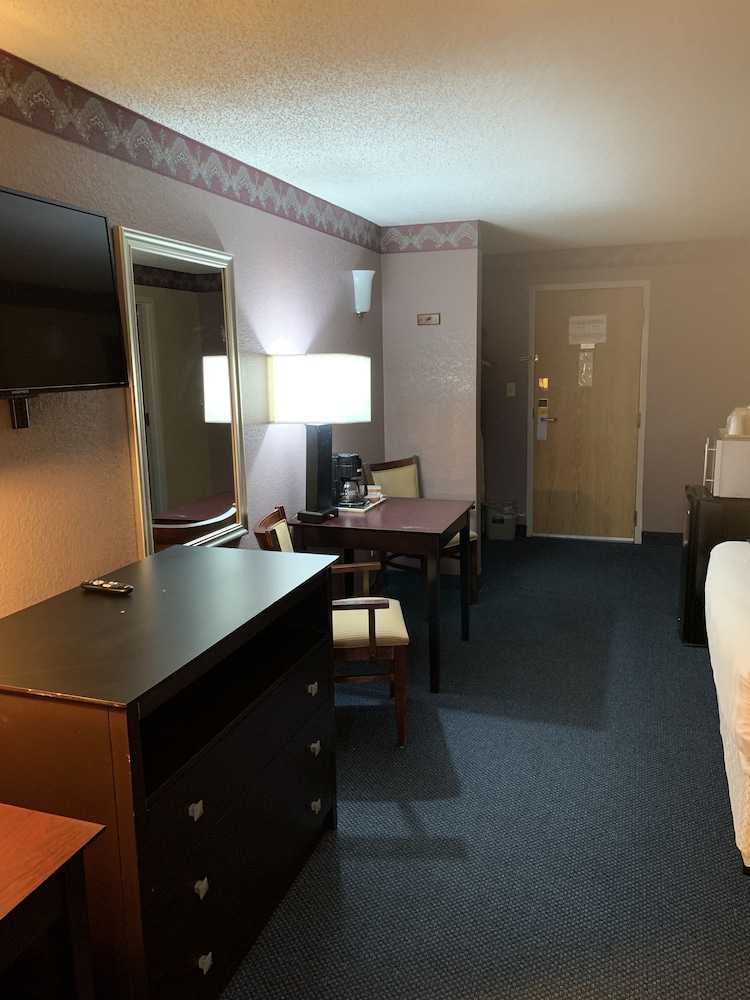 Ok Hotel,Oklahoma City>>Oklahoma,2 star