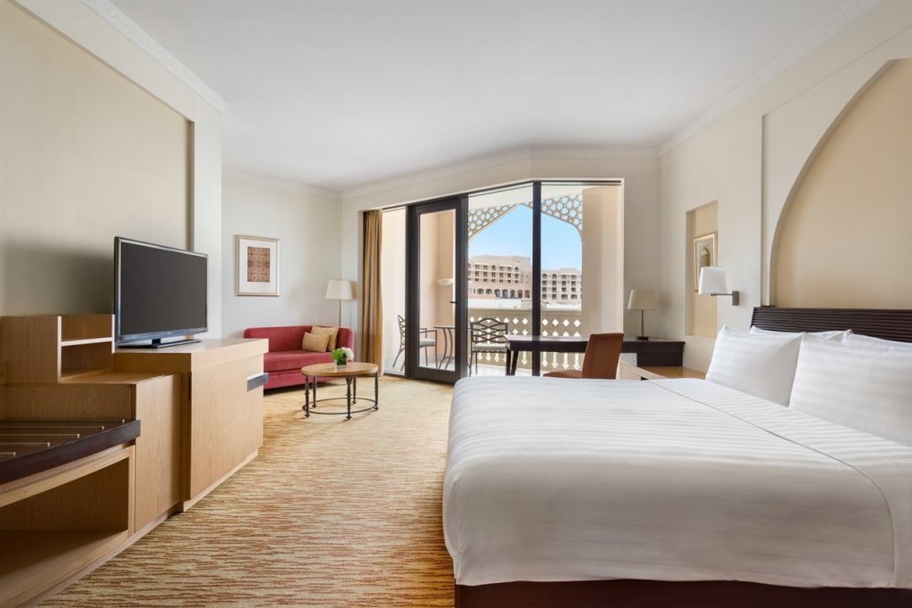 doubletree by hilton muscat al waha