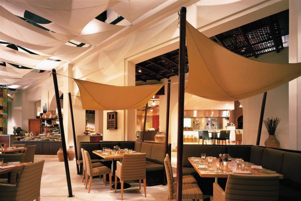 doubletree by hilton muscat al waha
