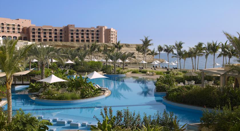 doubletree by hilton muscat al waha