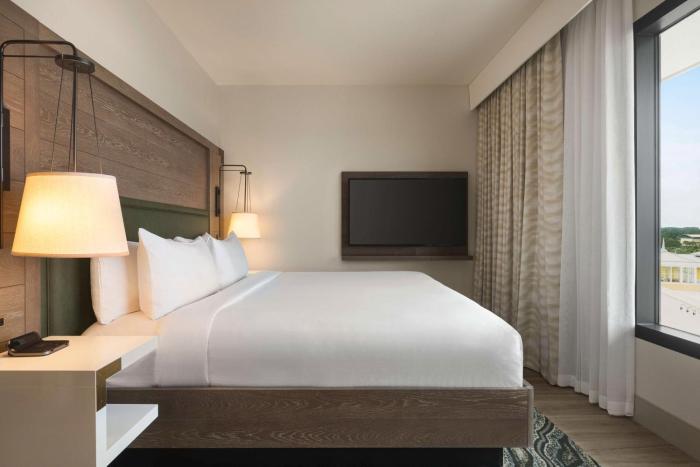 embassy suites by hilton panama city beach resort