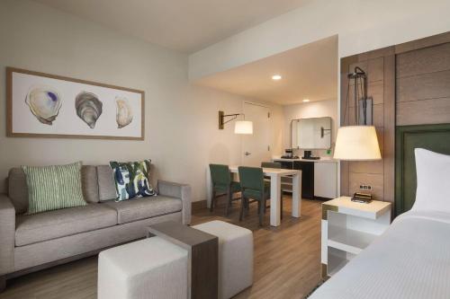 embassy suites by hilton panama city beach resort